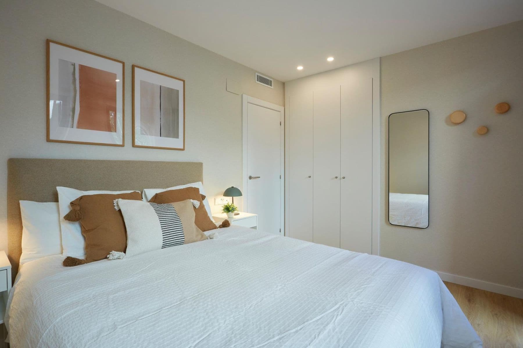 Pronájem bytu 2+1 80 m², Pitterova, Praha, Praha Pronájem bytu 2+1 80 m², Pitterova, Praha, Praha