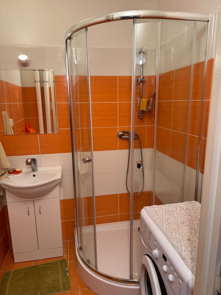 Pronájem bytu 3+1 72 m², Syrská, Praha, Praha Pronájem bytu 3+1 72 m², Syrská, Praha, Praha
