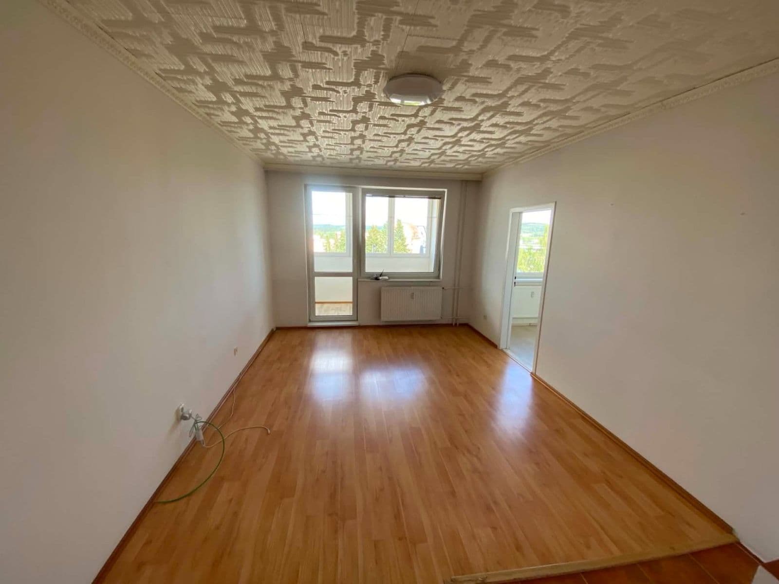Prodej bytu 4+1 84 m², Kosmonautů, Jindřichův Hradec, Jihočeský kraj Prodej bytu 4+1 84 m², Kosmonautů, Jindřichův Hradec, Jihočeský kraj