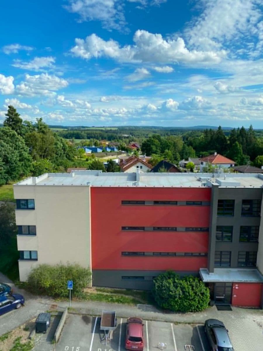 Prodej bytu 4+1 84 m², Kosmonautů, Jindřichův Hradec, Jihočeský kraj Prodej bytu 4+1 84 m², Kosmonautů, Jindřichův Hradec, Jihočeský kraj