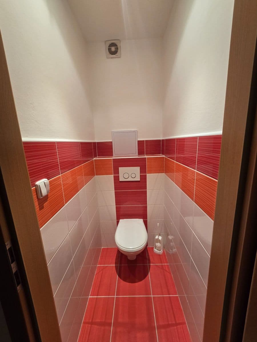 Pronájem bytu 2+1 64 m², Kárníkova, Brno, Jihomoravský kraj Pronájem bytu 2+1 64 m², Kárníkova, Brno, Jihomoravský kraj