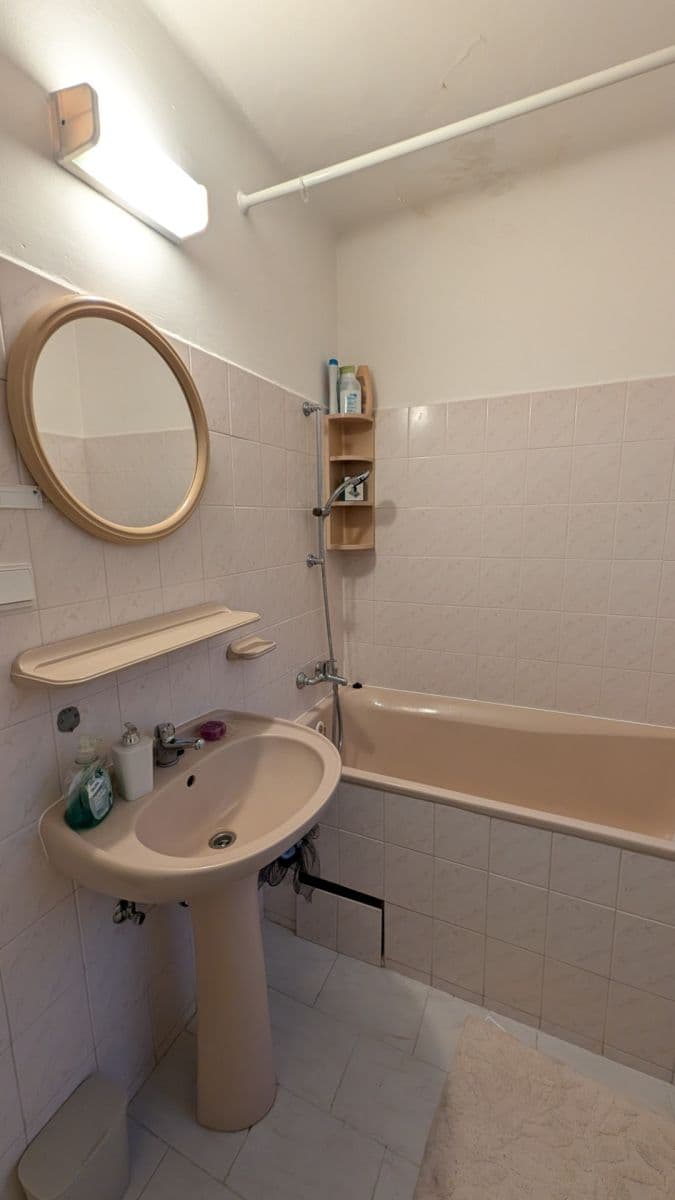 Pronájem bytu Garsoniéra 20 m², 5. máje, Praha, Praha Pronájem bytu Garsoniéra 20 m², 5. máje, Praha, Praha