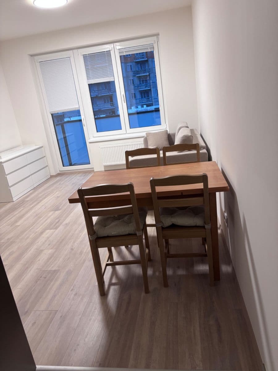 Pronájem bytu 2+kk 40 m², Arnošta Staňka, Praha, Praha Pronájem bytu 2+kk 40 m², Arnošta Staňka, Praha, Praha