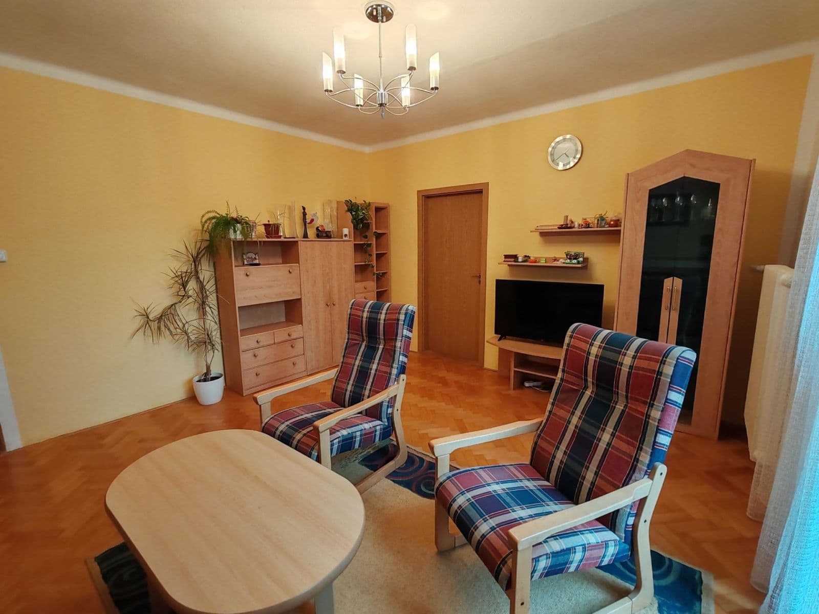 Pronájem bytu 4+1 120 m², Komenského, Ostrava, Moravskoslezský kraj Pronájem bytu 4+1 120 m², Komenského, Ostrava, Moravskoslezský kraj