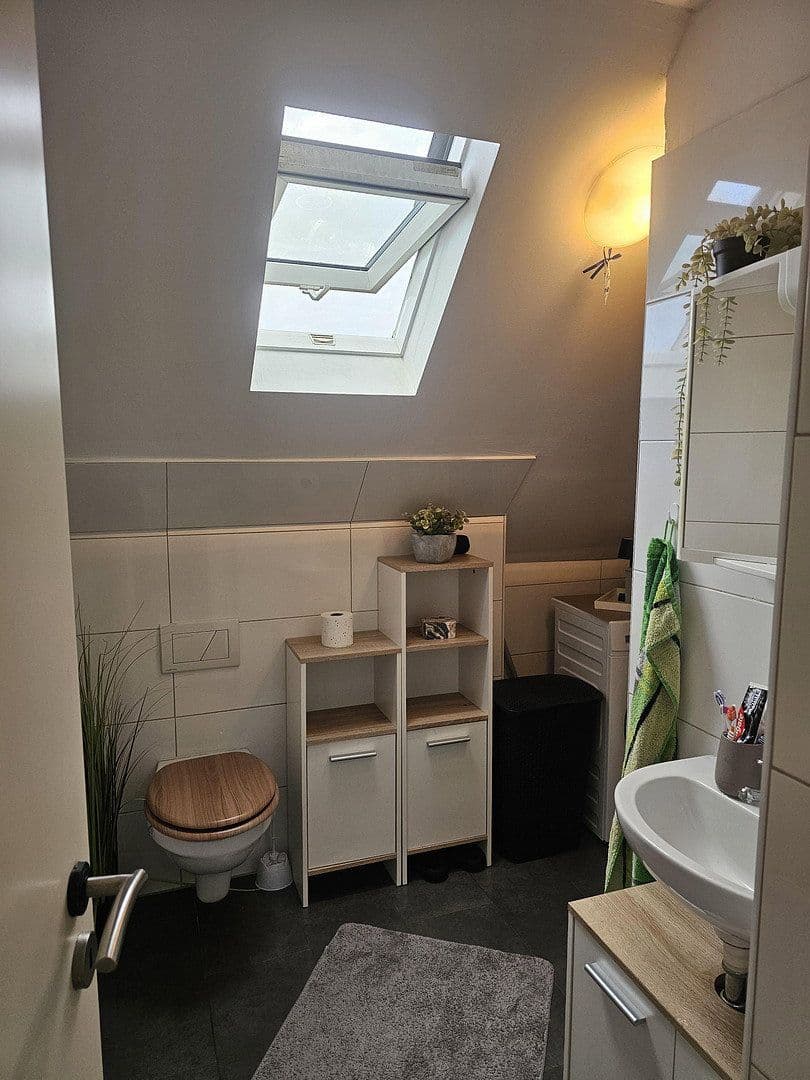 Pronájem bytu 2+1 50 m², Kaakstraße 1a, Wilhelmshaven, Dolní Sasko Pronájem bytu 2+1 50 m², Kaakstraße 1a, Wilhelmshaven, Dolní Sasko