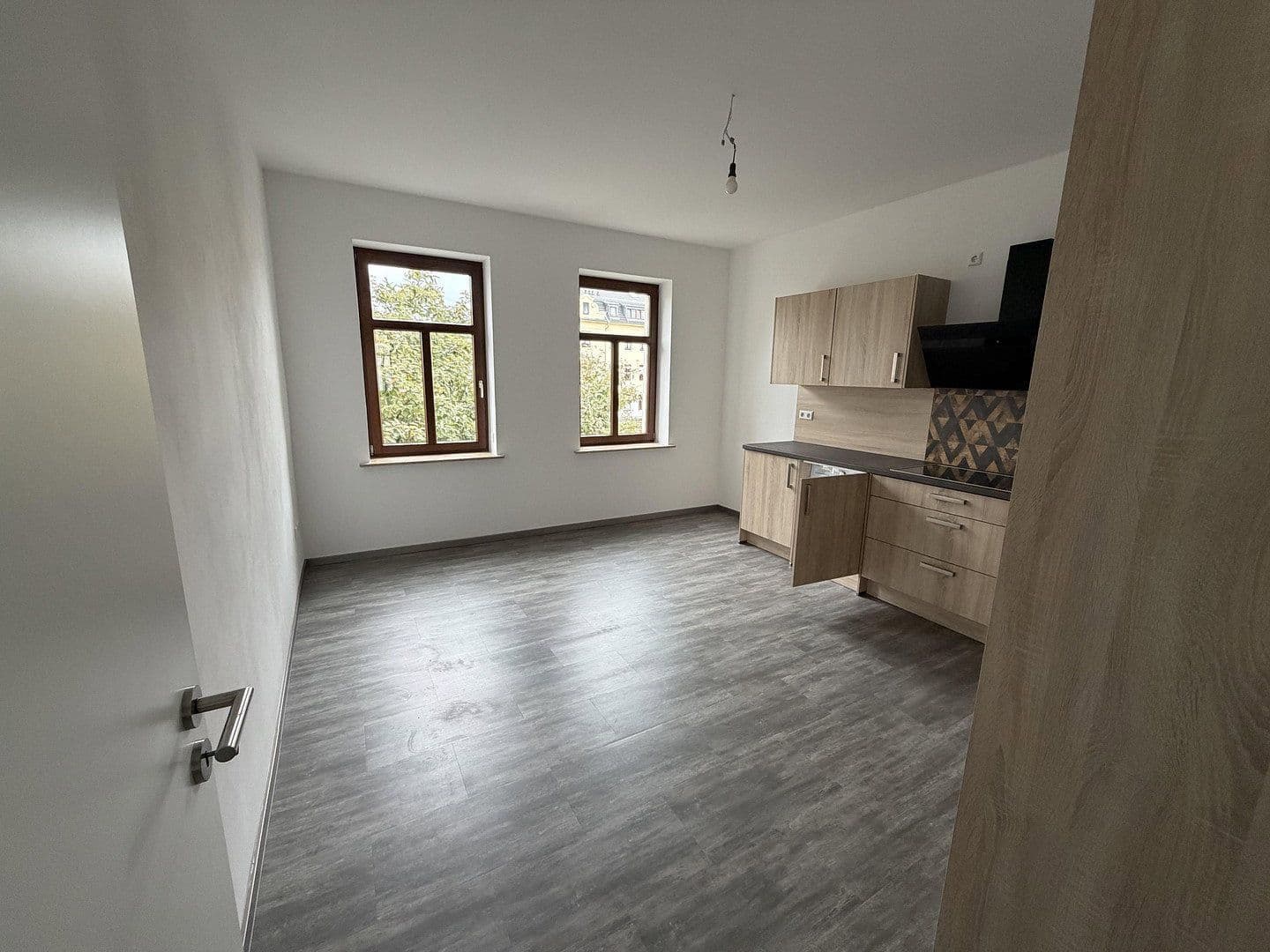 Pronájem bytu 2+1 64 m², Werdauerstr.1, Cvikov, Sasko Pronájem bytu 2+1 64 m², Werdauerstr.1, Cvikov, Sasko