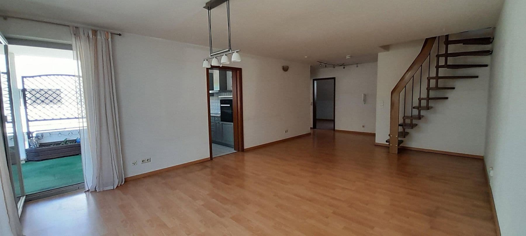 Prodej bytu 3+1 96 m², Sindelfingen, Bádensko-Württembersko Prodej bytu 3+1 96 m², Sindelfingen, Bádensko-Württembersko