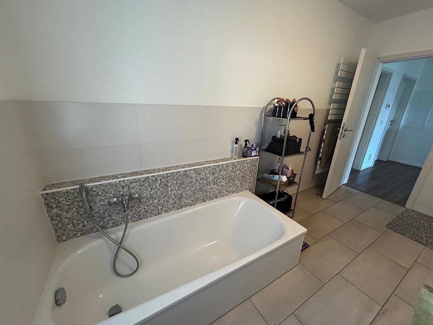Pronájem bytu 3+1 110 m², Römerallee 36 b, Zülpich, Severní Porýní-Vestfálsko Pronájem bytu 3+1 110 m², Römerallee 36 b, Zülpich, Severní Porýní-Vestfálsko