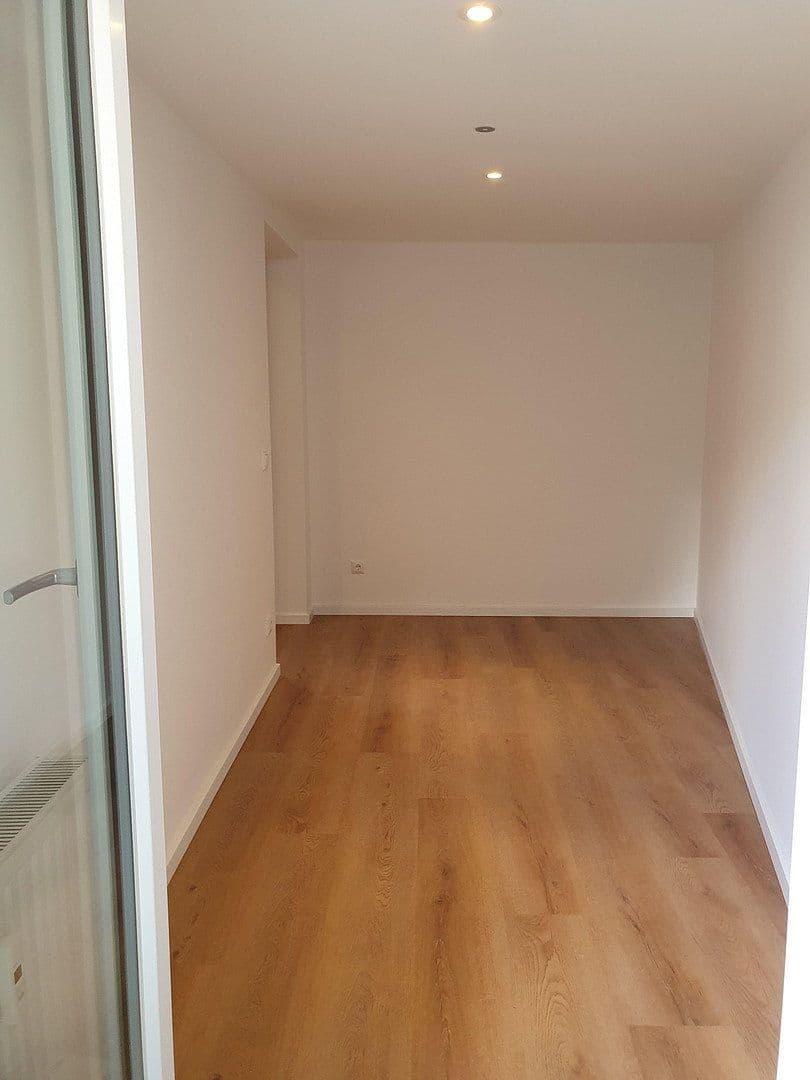 Pronájem bytu 1+kk 35 m², München, Bavorsko Pronájem bytu 1+kk 35 m², München, Bavorsko