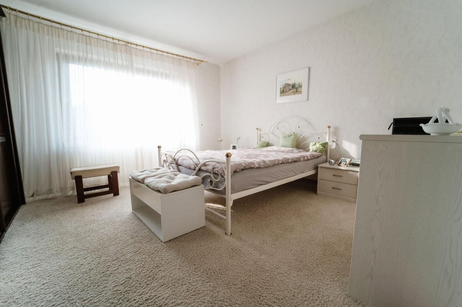 Prodej domu 140 m², pozemek 650 m², Lärchenweg 4, Hanerau-Hademarschen, Šlesvicko-Holštýnsko Prodej domu 140 m², pozemek 650 m², Lärchenweg 4, Hanerau-Hademarschen, Šlesvicko-Holštýnsko