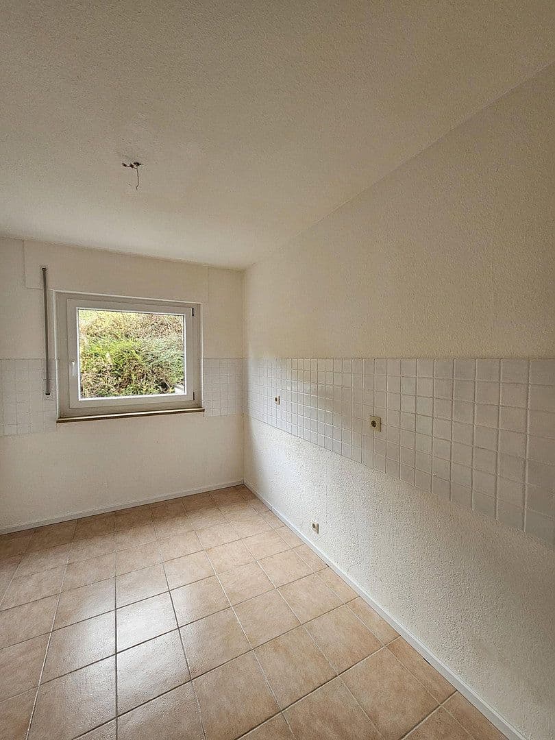 Pronájem bytu 2+1 64 m², Lochhofstraße 7, Furtwangen im Schwarzwald, Bádensko-Württembersko Pronájem bytu 2+1 64 m², Lochhofstraße 7, Furtwangen im Schwarzwald, Bádensko-Württembersko