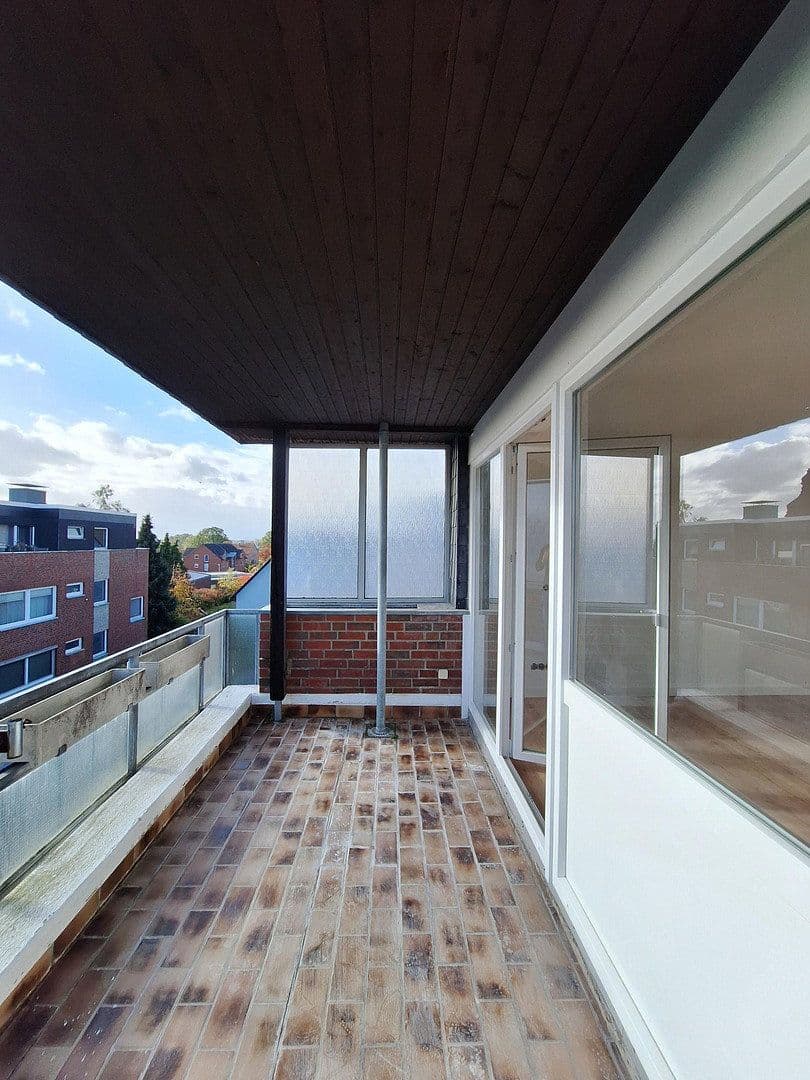 Pronájem bytu 3+1 90 m², Kirchweg 21, Garbsen, Dolní Sasko Pronájem bytu 3+1 90 m², Kirchweg 21, Garbsen, Dolní Sasko