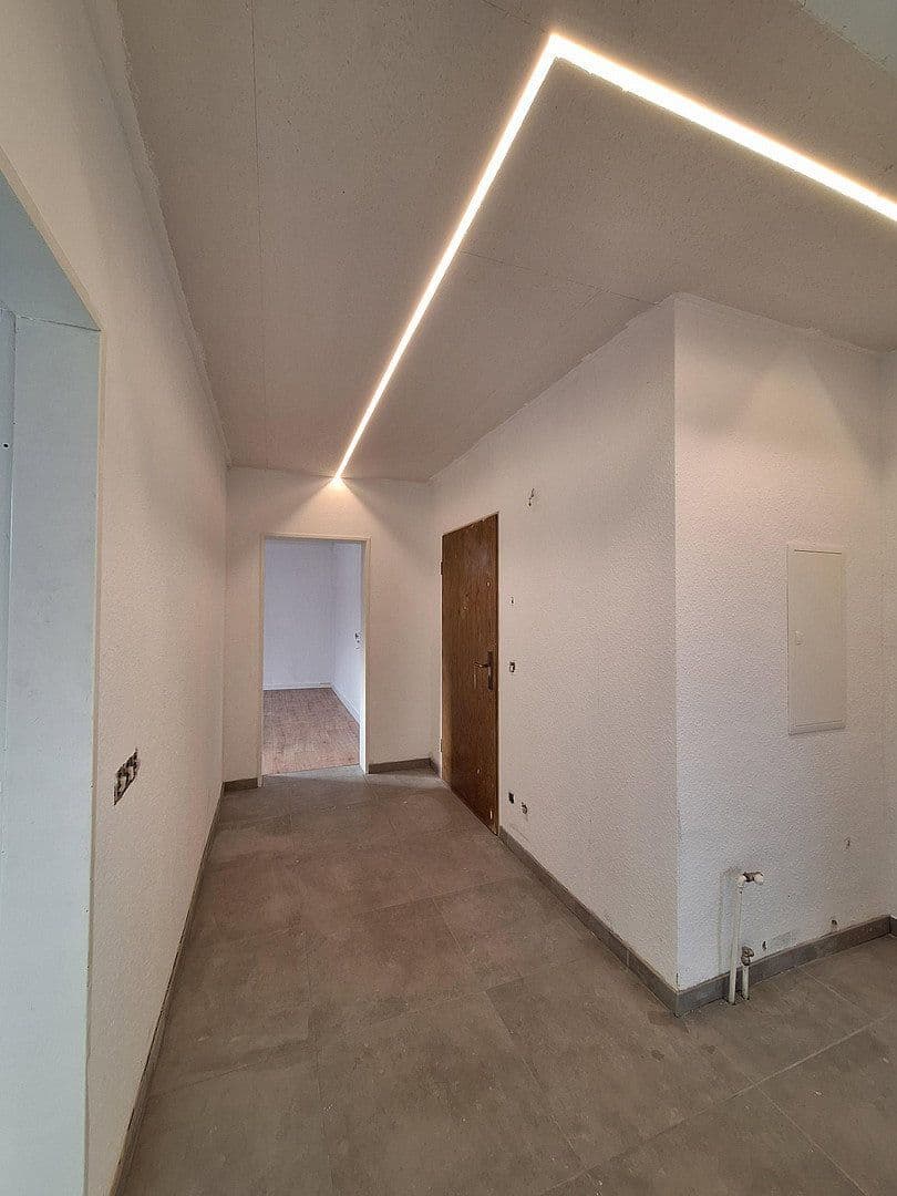 Pronájem bytu 3+1 90 m², Kirchweg 21, Garbsen, Dolní Sasko Pronájem bytu 3+1 90 m², Kirchweg 21, Garbsen, Dolní Sasko