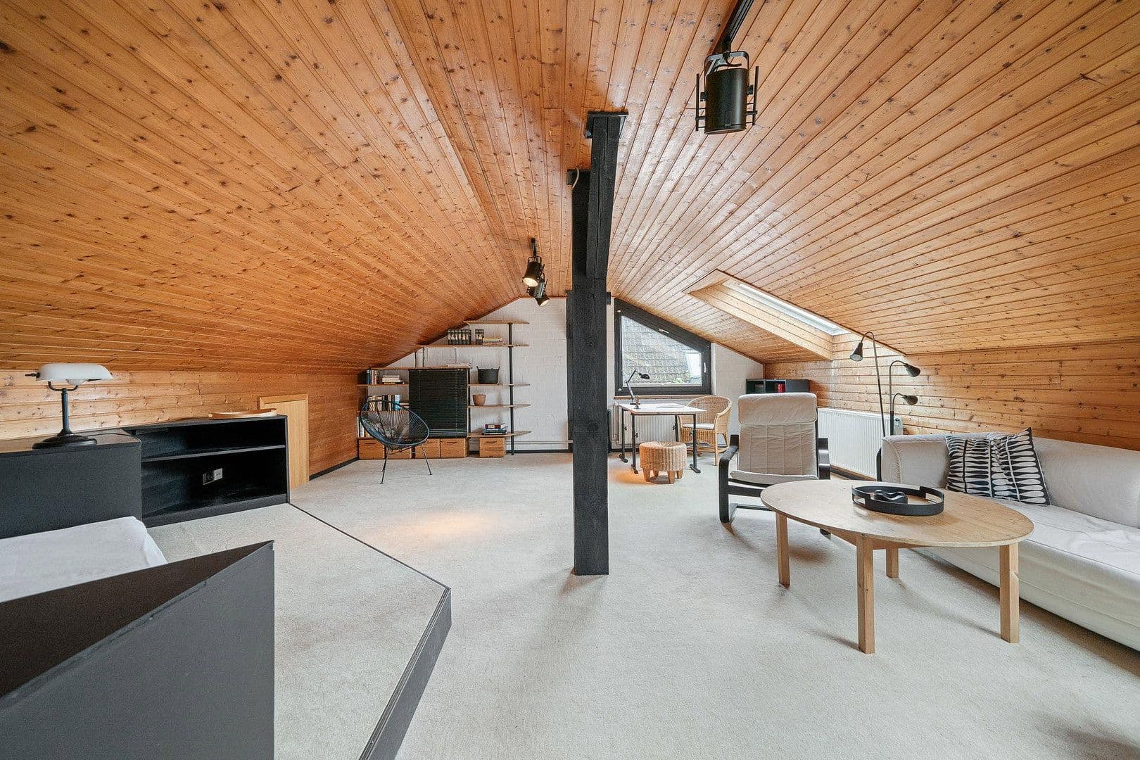 Prodej domu 266 m², pozemek 1.338 m², Blautannenweg 10, Wentorf bei Hamburg, Šlesvicko-Holštýnsko Prodej domu 266 m², pozemek 1.338 m², Blautannenweg 10, Wentorf bei Hamburg, Šlesvicko-Holštýnsko