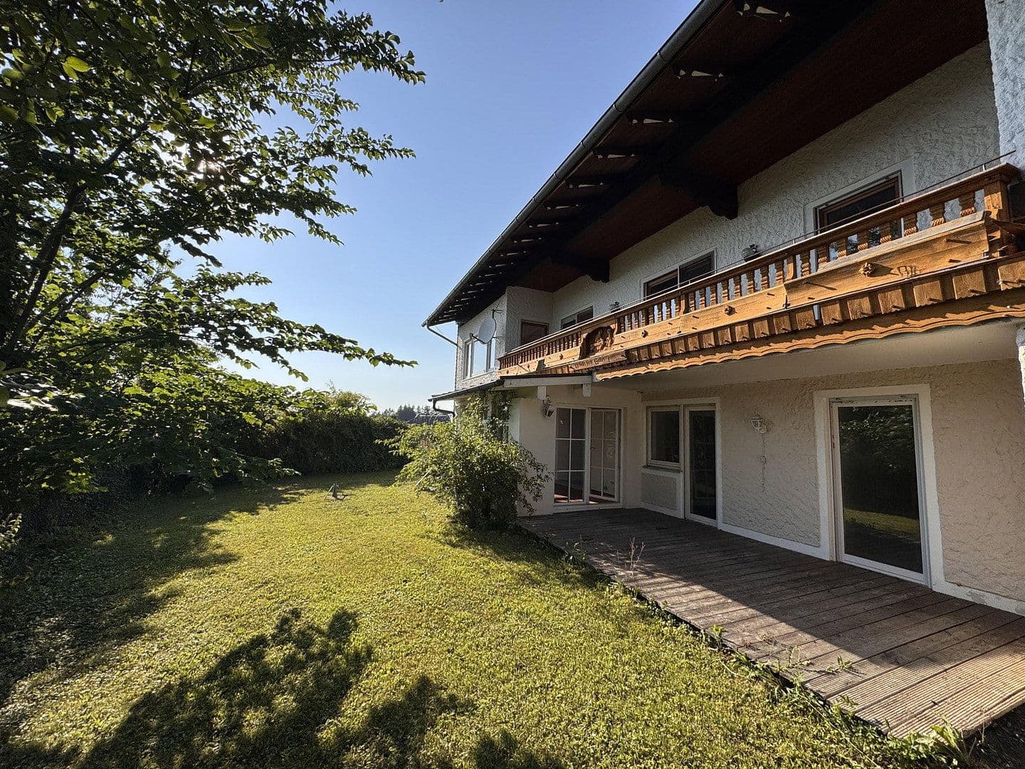 Prodej domu 376 m², pozemek 960 m², Traunstein, Bavorsko Prodej domu 376 m², pozemek 960 m², Traunstein, Bavorsko