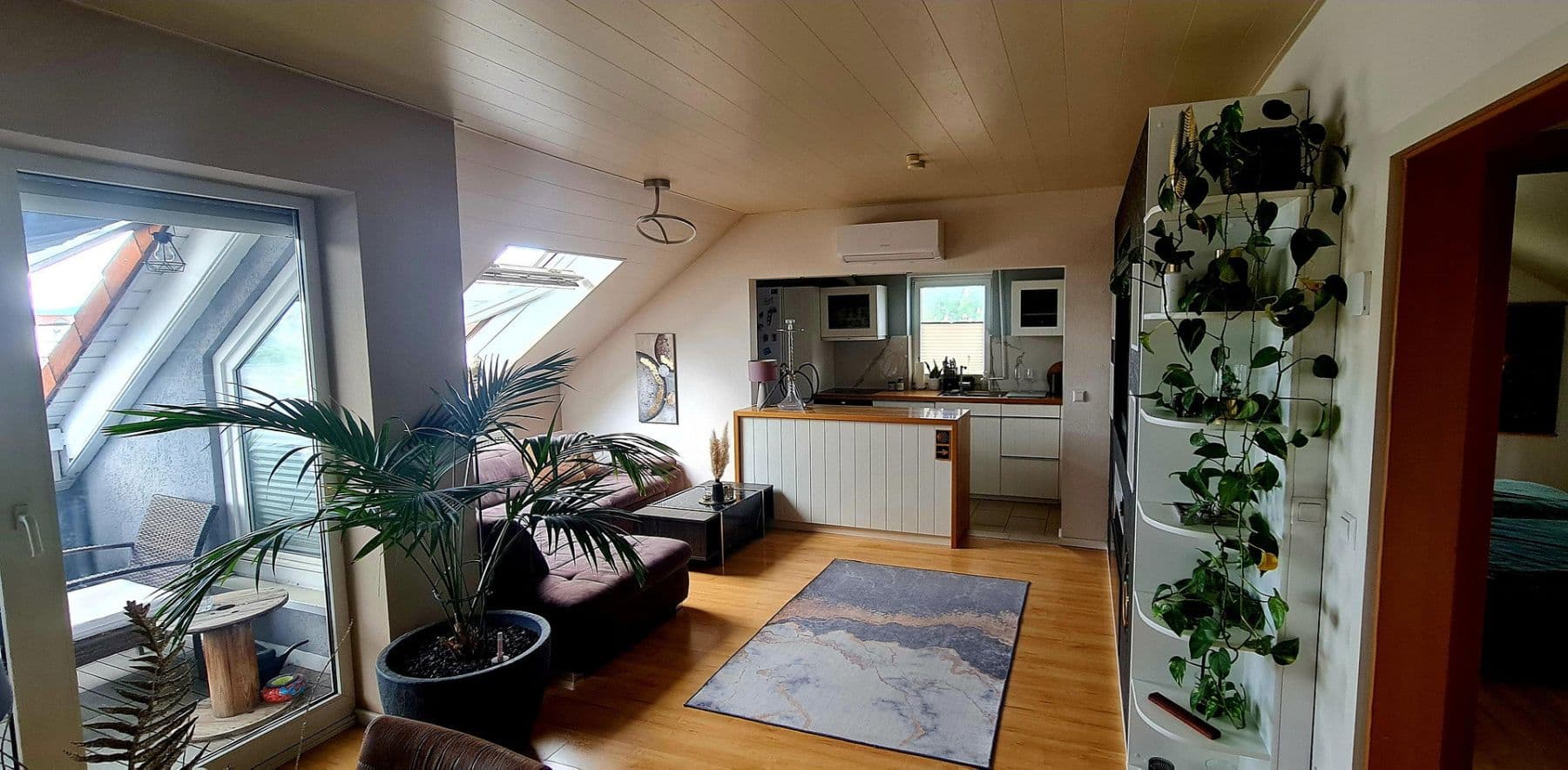 Prodej bytu 3+1 79 m², Zeiskam, Porýní-Falc Prodej bytu 3+1 79 m², Zeiskam, Porýní-Falc