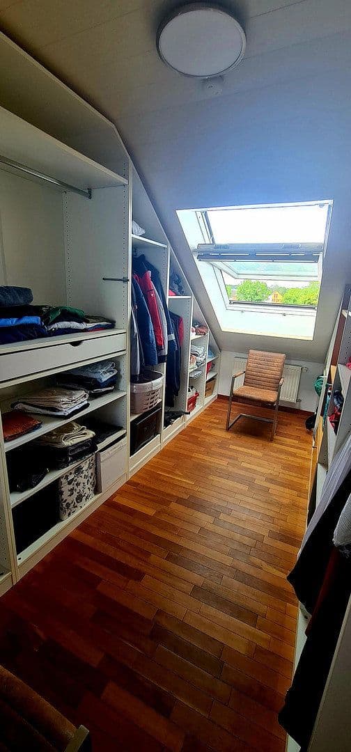 Prodej bytu 3+1 79 m², Zeiskam, Porýní-Falc Prodej bytu 3+1 79 m², Zeiskam, Porýní-Falc