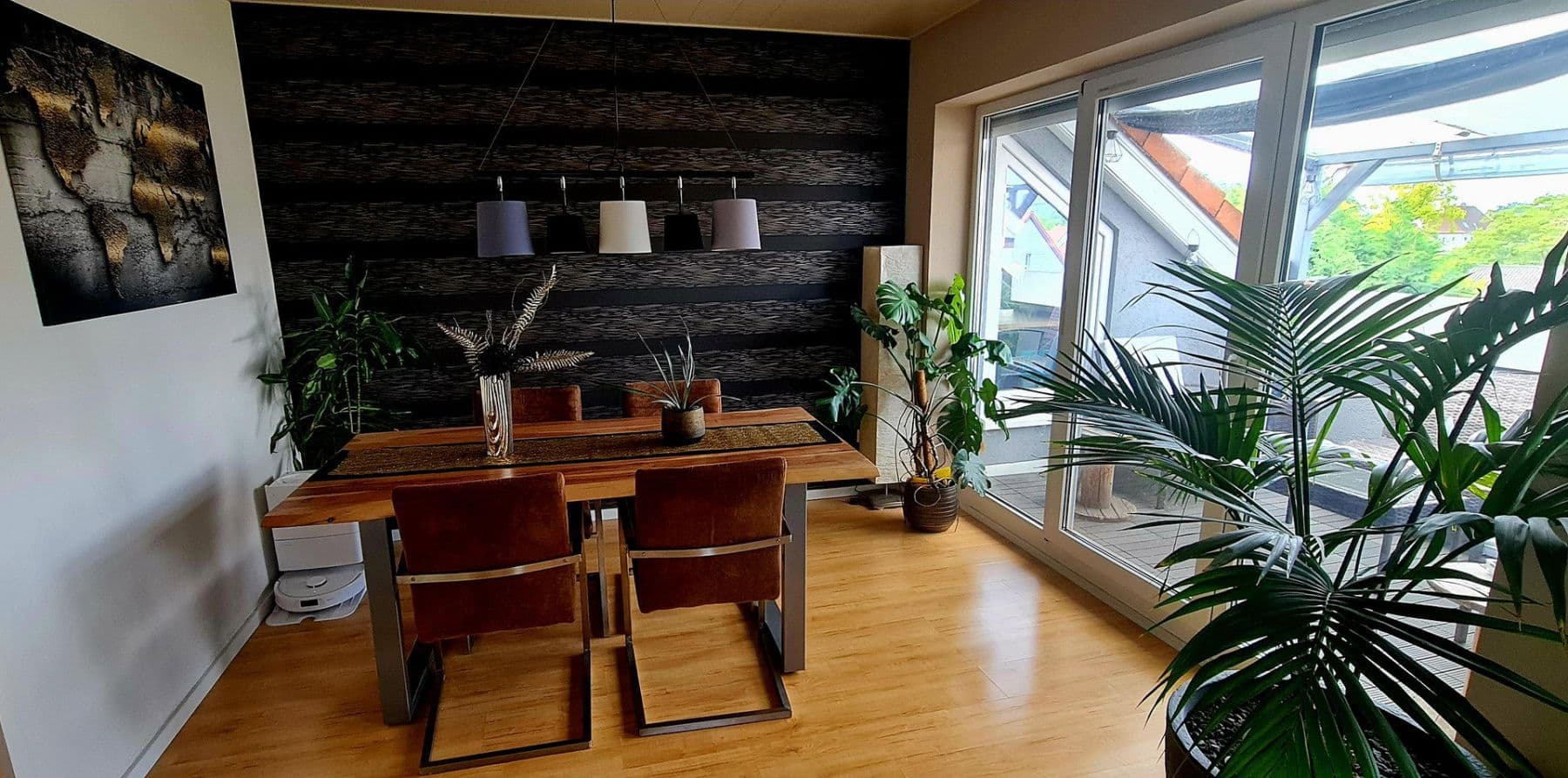Prodej bytu 3+1 79 m², Zeiskam, Porýní-Falc Prodej bytu 3+1 79 m², Zeiskam, Porýní-Falc
