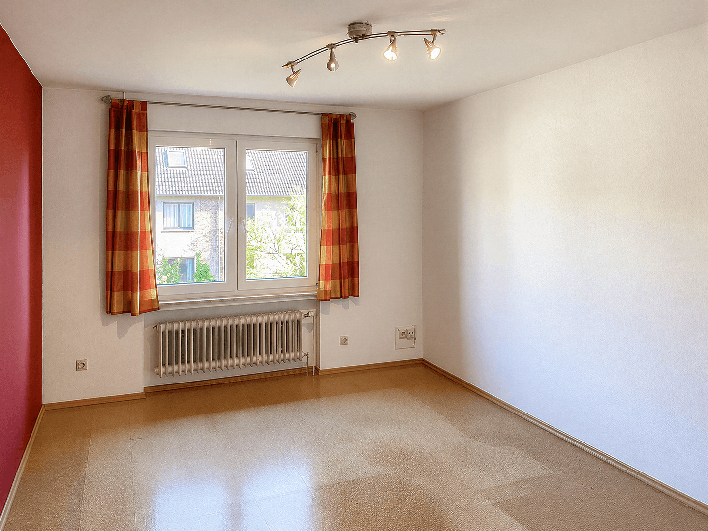 Prodej domu 205 m², pozemek 220 m², Hannover, Dolní Sasko Prodej domu 205 m², pozemek 220 m², Hannover, Dolní Sasko