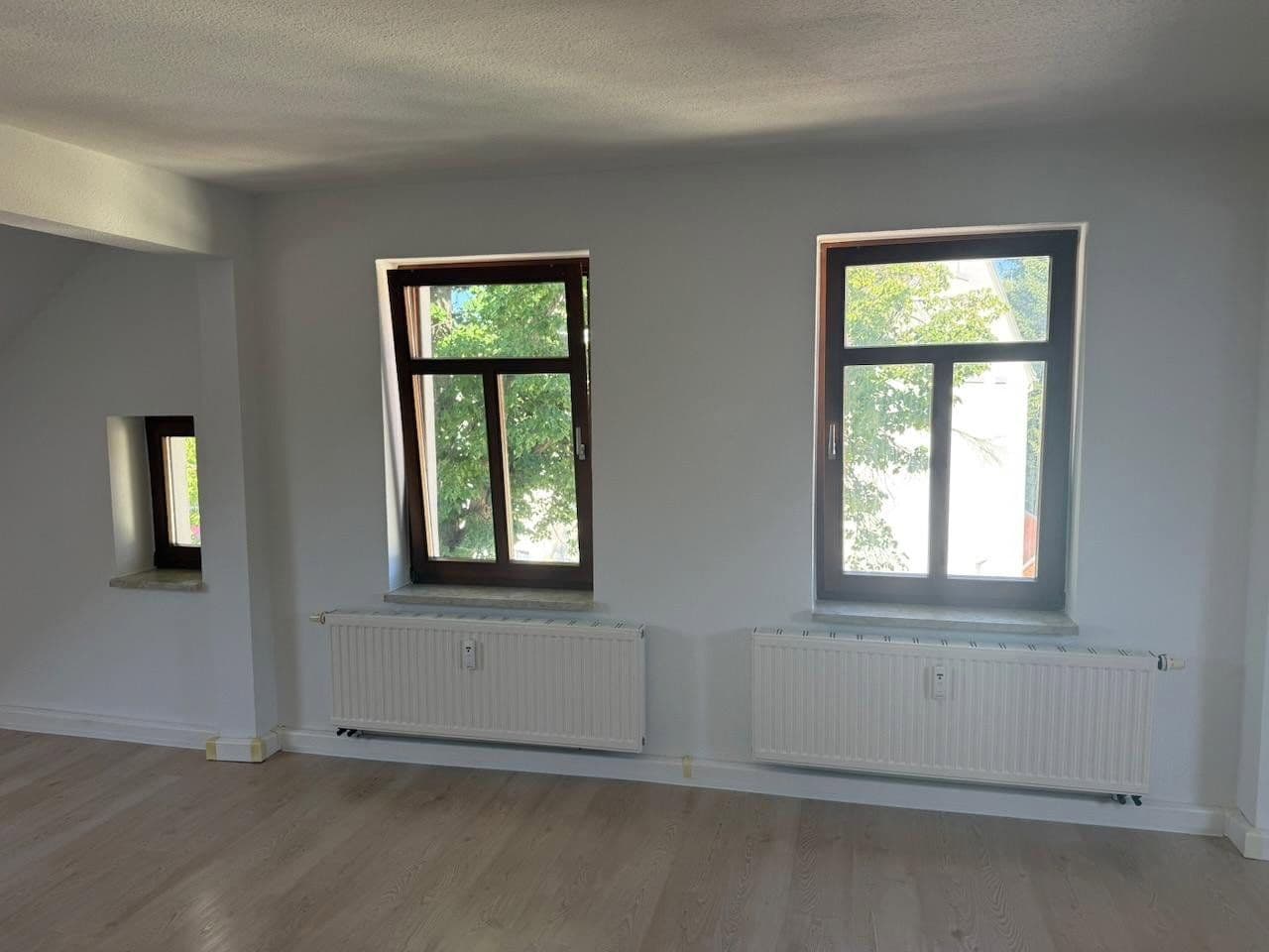 Pronájem bytu 2+1 56 m², Gottfried-Keller-Straße 1, Cvikov, Sasko Pronájem bytu 2+1 56 m², Gottfried-Keller-Straße 1, Cvikov, Sasko