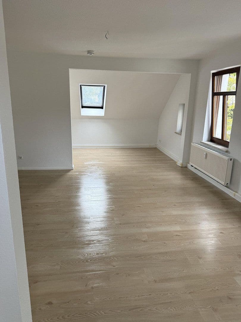 Pronájem bytu 2+1 56 m², Gottfried-Keller-Straße 1, Cvikov, Sasko Pronájem bytu 2+1 56 m², Gottfried-Keller-Straße 1, Cvikov, Sasko