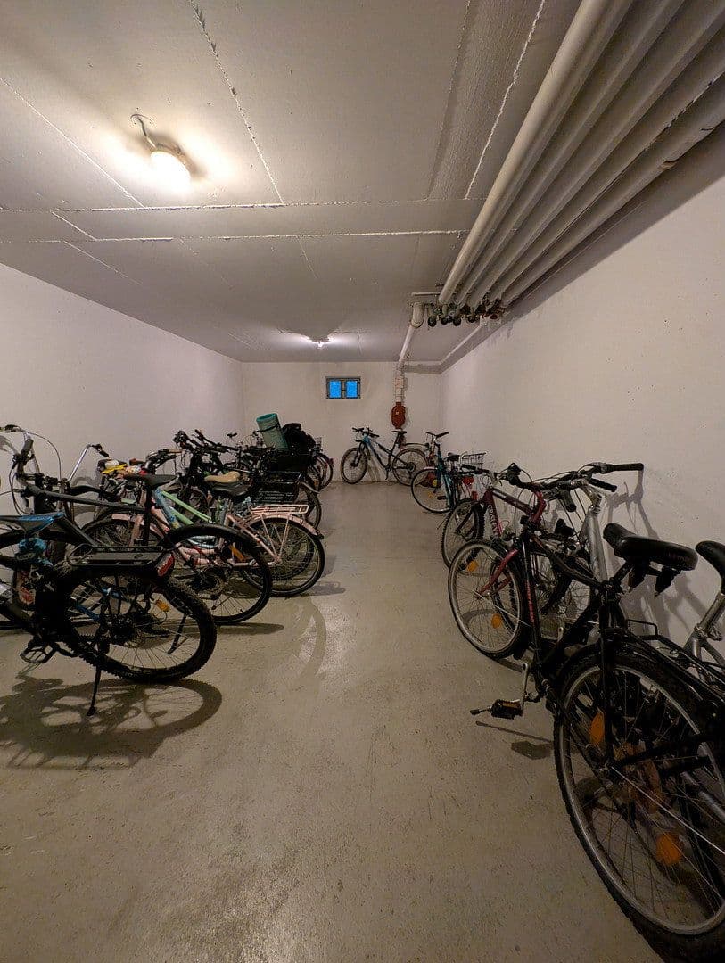 Prodej bytu 3+1 96 m², Puchheim-Bahnhof, Bavorsko Prodej bytu 3+1 96 m², Puchheim-Bahnhof, Bavorsko