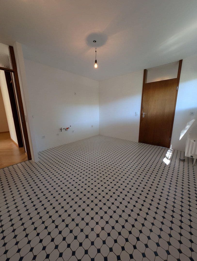 Prodej bytu 3+1 96 m², Puchheim-Bahnhof, Bavorsko Prodej bytu 3+1 96 m², Puchheim-Bahnhof, Bavorsko