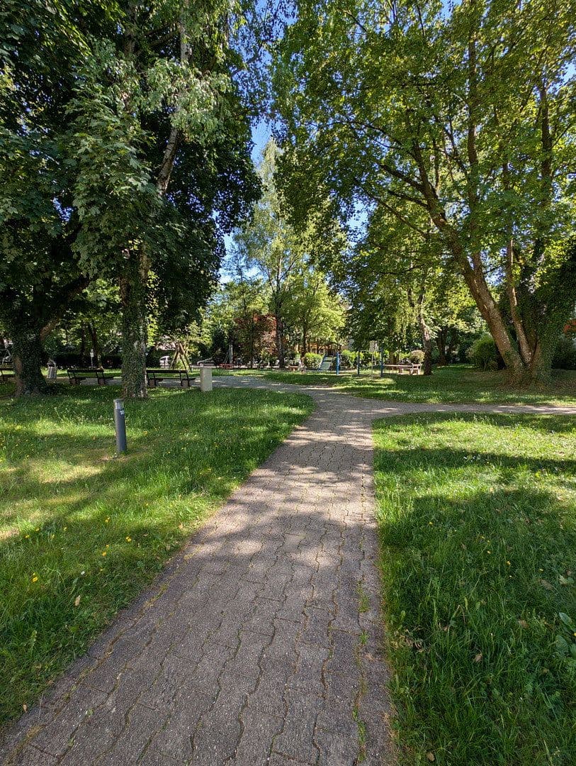 Prodej bytu 3+1 96 m², Puchheim-Bahnhof, Bavorsko Prodej bytu 3+1 96 m², Puchheim-Bahnhof, Bavorsko