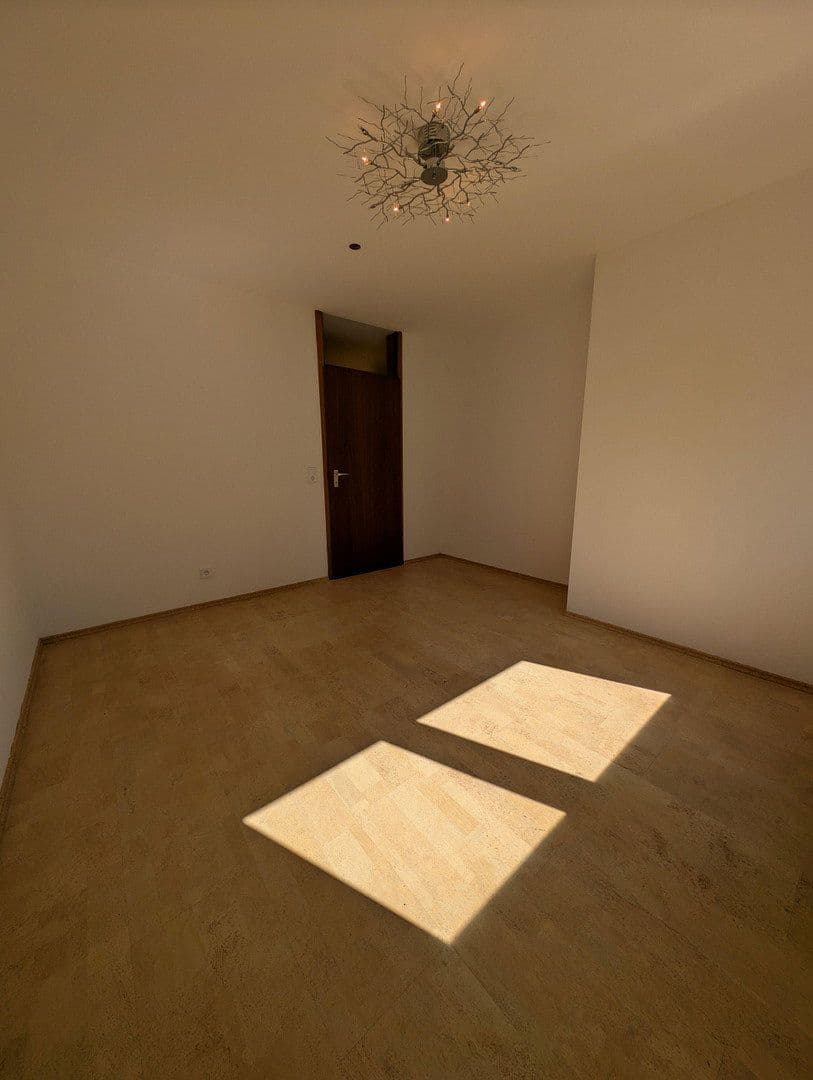 Prodej bytu 3+1 96 m², Puchheim-Bahnhof, Bavorsko Prodej bytu 3+1 96 m², Puchheim-Bahnhof, Bavorsko