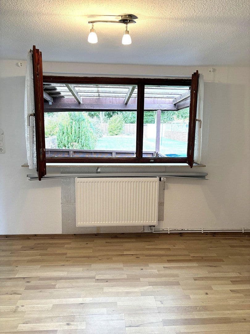 Pronájem domu 76 m², pozemek 600 m², Peine, Dolní Sasko Pronájem domu 76 m², pozemek 600 m², Peine, Dolní Sasko