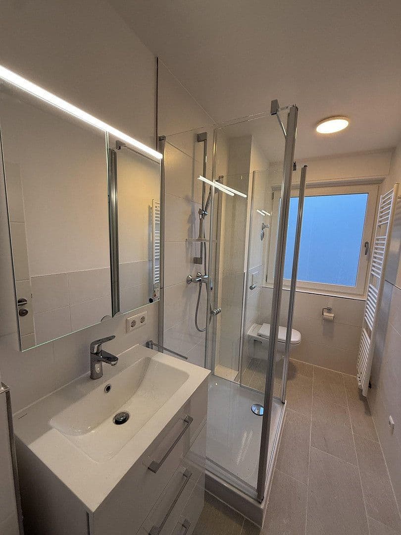 Pronájem bytu 1+kk 33 m², Forstr. 93, Stuttgart, Bádensko-Württembersko Pronájem bytu 1+kk 33 m², Forstr. 93, Stuttgart, Bádensko-Württembersko