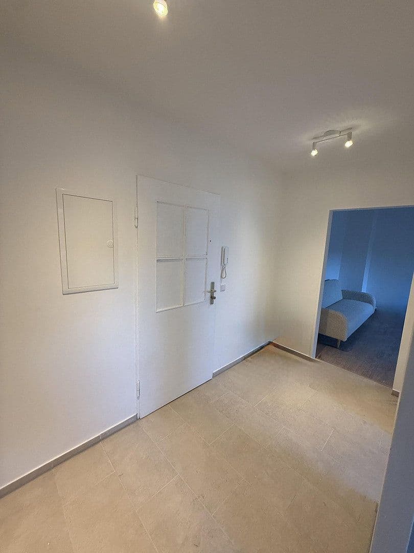 Pronájem bytu 1+kk 33 m², Forstr. 93, Stuttgart, Bádensko-Württembersko Pronájem bytu 1+kk 33 m², Forstr. 93, Stuttgart, Bádensko-Württembersko