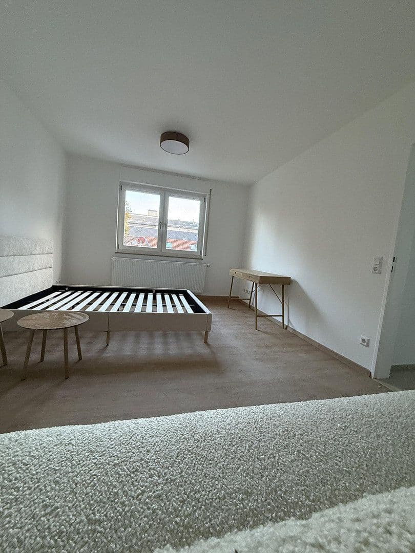 Pronájem bytu 1+kk 33 m², Forstr. 93, Stuttgart, Bádensko-Württembersko Pronájem bytu 1+kk 33 m², Forstr. 93, Stuttgart, Bádensko-Württembersko