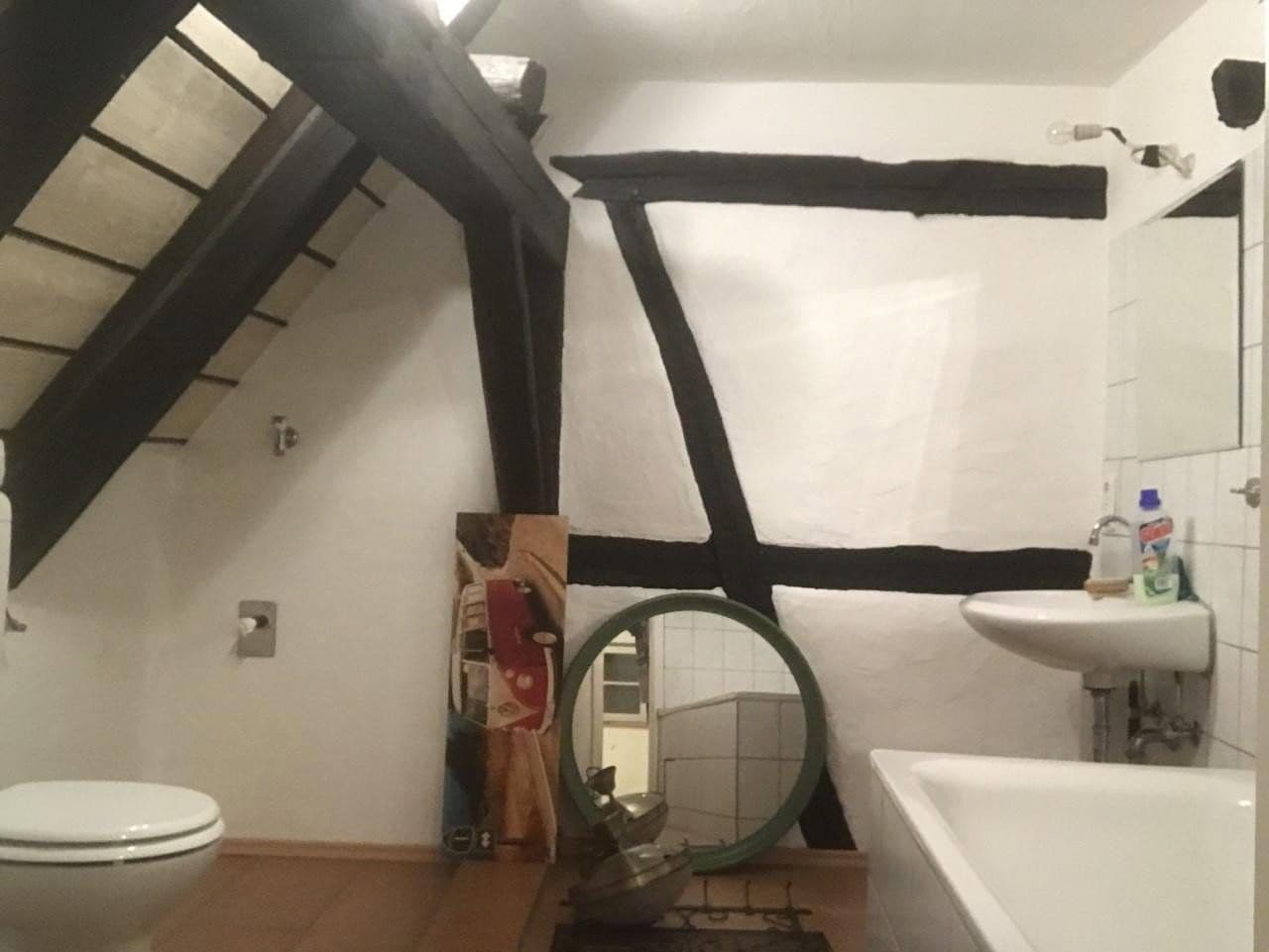 Pronájem bytu 3+kk 75 m², Waldenbucher Straße, Aichtal, Bádensko-Württembersko Pronájem bytu 3+kk 75 m², Waldenbucher Straße, Aichtal, Bádensko-Württembersko