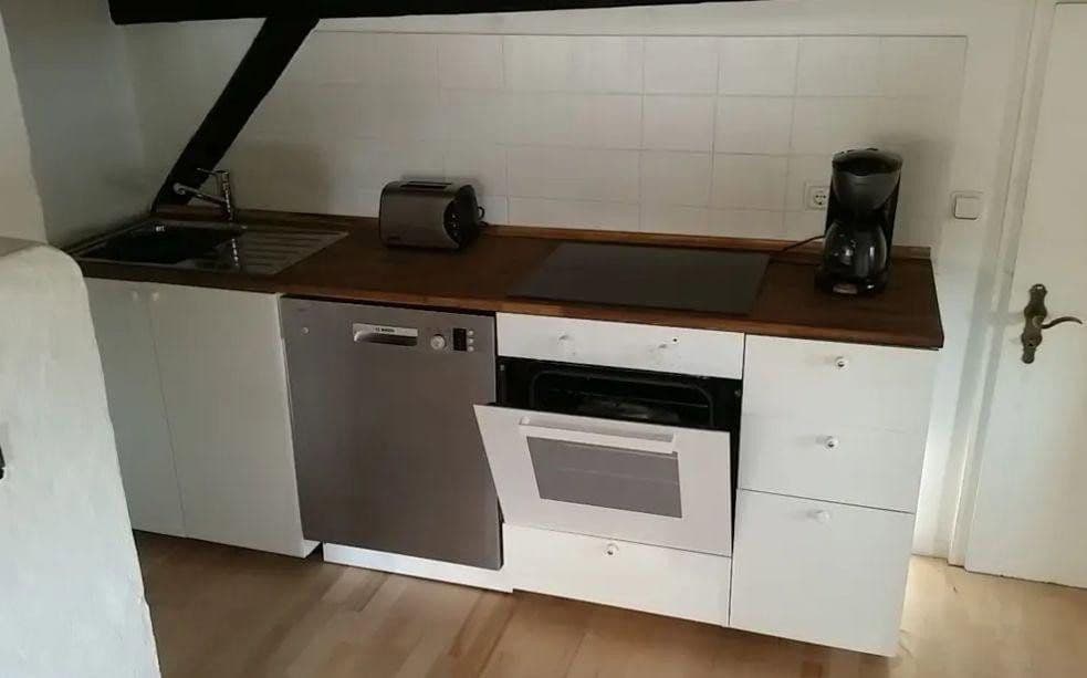 Pronájem bytu 3+kk 75 m², Waldenbucher Straße, Aichtal, Bádensko-Württembersko Pronájem bytu 3+kk 75 m², Waldenbucher Straße, Aichtal, Bádensko-Württembersko