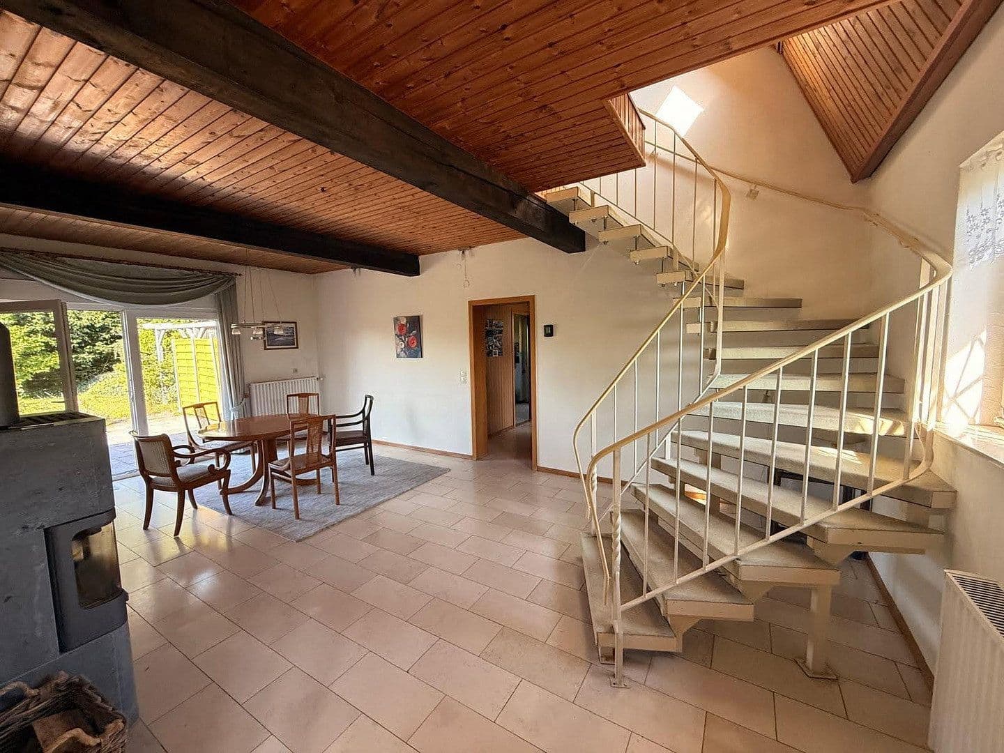 Prodej domu 160 m², pozemek 1.049 m², Neumünster, Šlesvicko-Holštýnsko Prodej domu 160 m², pozemek 1.049 m², Neumünster, Šlesvicko-Holštýnsko