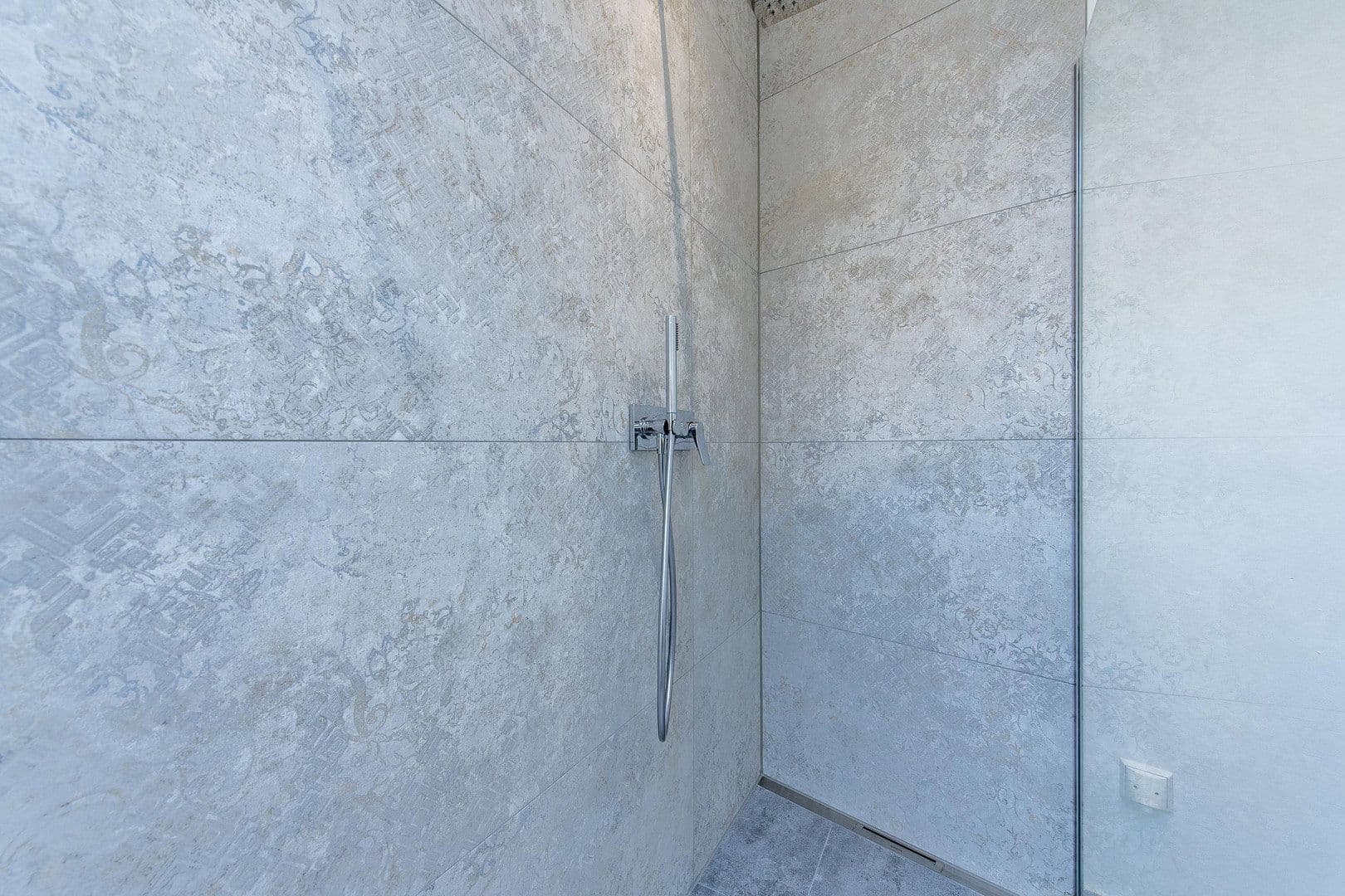 Pronájem bytu 4+1 159 m², Kaiserstraße 2, Rosenheim, Bavorsko Pronájem bytu 4+1 159 m², Kaiserstraße 2, Rosenheim, Bavorsko