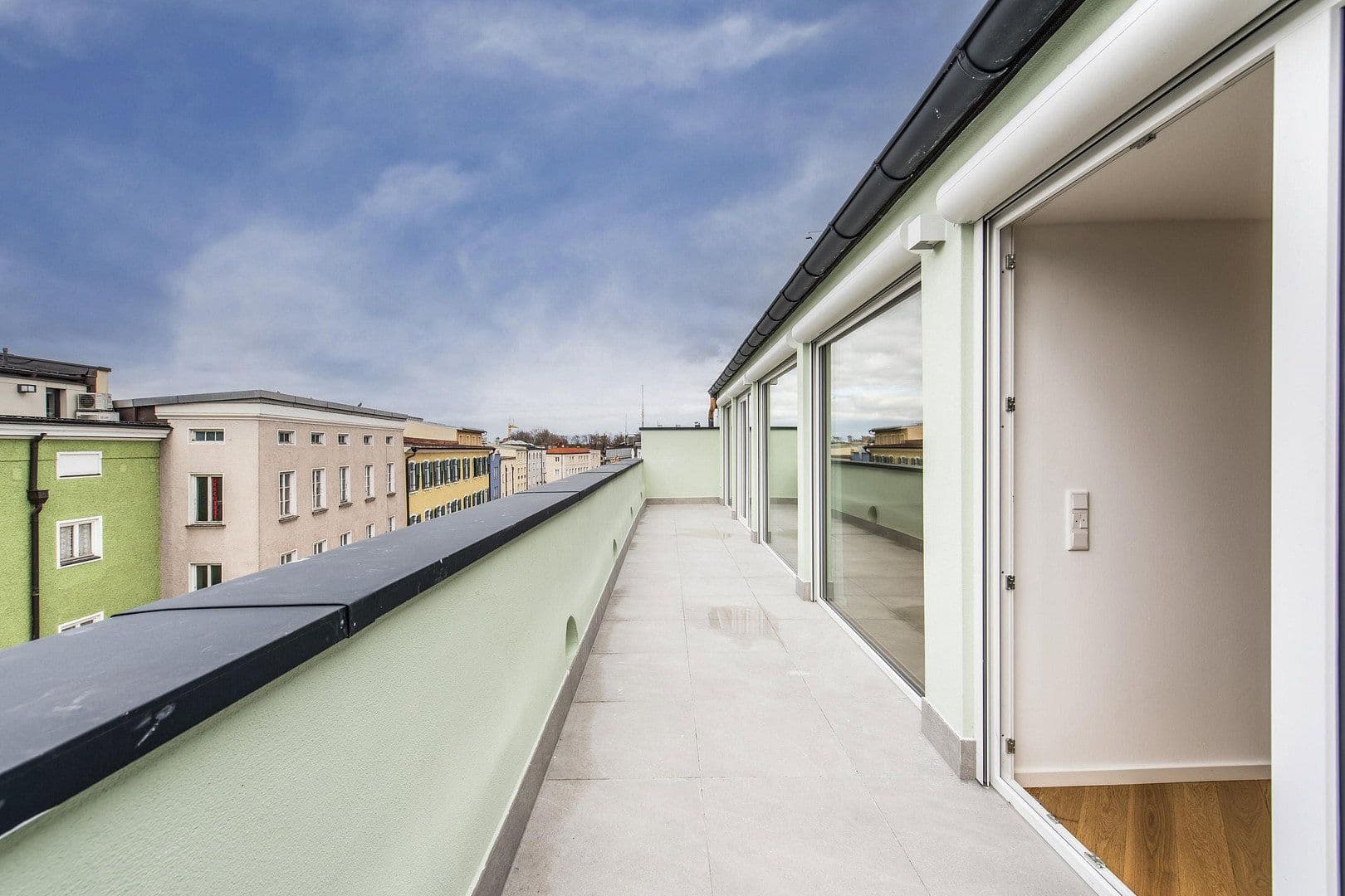 Pronájem bytu 4+1 159 m², Kaiserstraße 2, Rosenheim, Bavorsko Pronájem bytu 4+1 159 m², Kaiserstraße 2, Rosenheim, Bavorsko