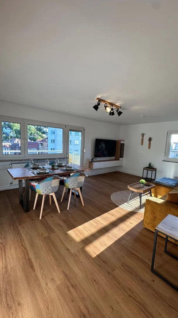 Pronájem bytu 2+kk 43 m², Stuttgart, Bádensko-Württembersko Pronájem bytu 2+kk 43 m², Stuttgart, Bádensko-Württembersko