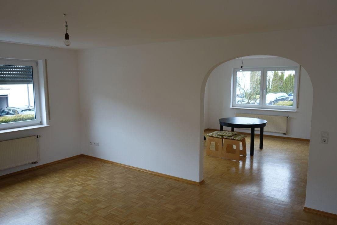 Pronájem bytu 5+1 120 m², Sindelfingen, Bádensko-Württembersko Pronájem bytu 5+1 120 m², Sindelfingen, Bádensko-Württembersko