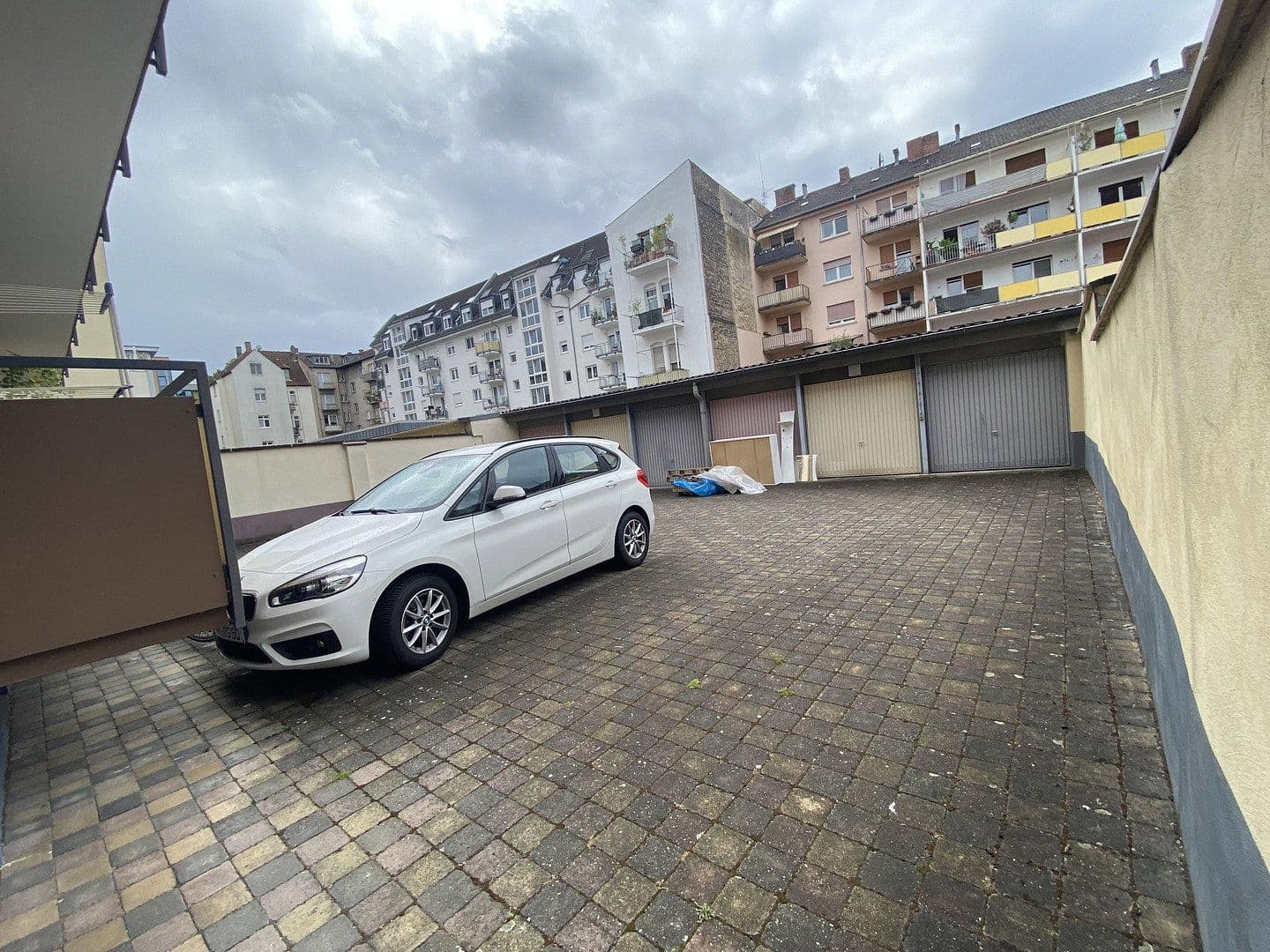Pronájem bytu 4+1 100 m², Bellenstrasse 68, Mannheim, Bádensko-Württembersko Pronájem bytu 4+1 100 m², Bellenstrasse 68, Mannheim, Bádensko-Württembersko