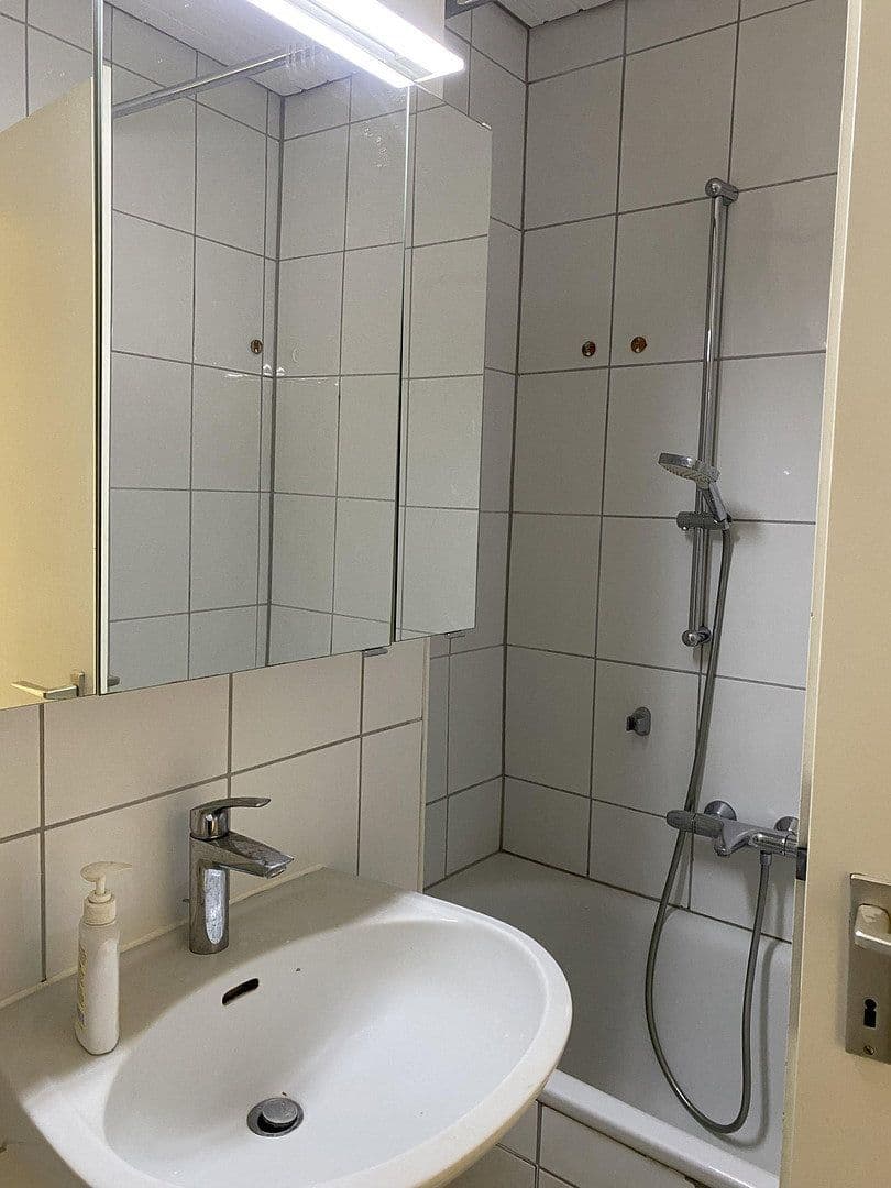 Pronájem bytu 4+1 100 m², Bellenstrasse 68, Mannheim, Bádensko-Württembersko Pronájem bytu 4+1 100 m², Bellenstrasse 68, Mannheim, Bádensko-Württembersko
