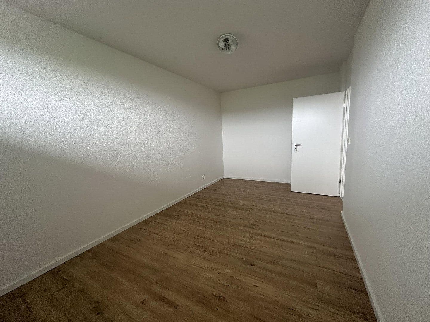 Pronájem bytu 3+1 83 m², Buchenhöhe 3, Kerpen, Severní Porýní-Vestfálsko Pronájem bytu 3+1 83 m², Buchenhöhe 3, Kerpen, Severní Porýní-Vestfálsko