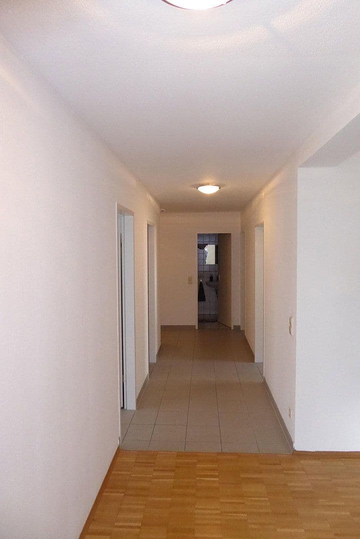 Pronájem bytu 3+1 82 m², Finkenstr., Pforzheim, Bádensko-Württembersko Pronájem bytu 3+1 82 m², Finkenstr., Pforzheim, Bádensko-Württembersko
