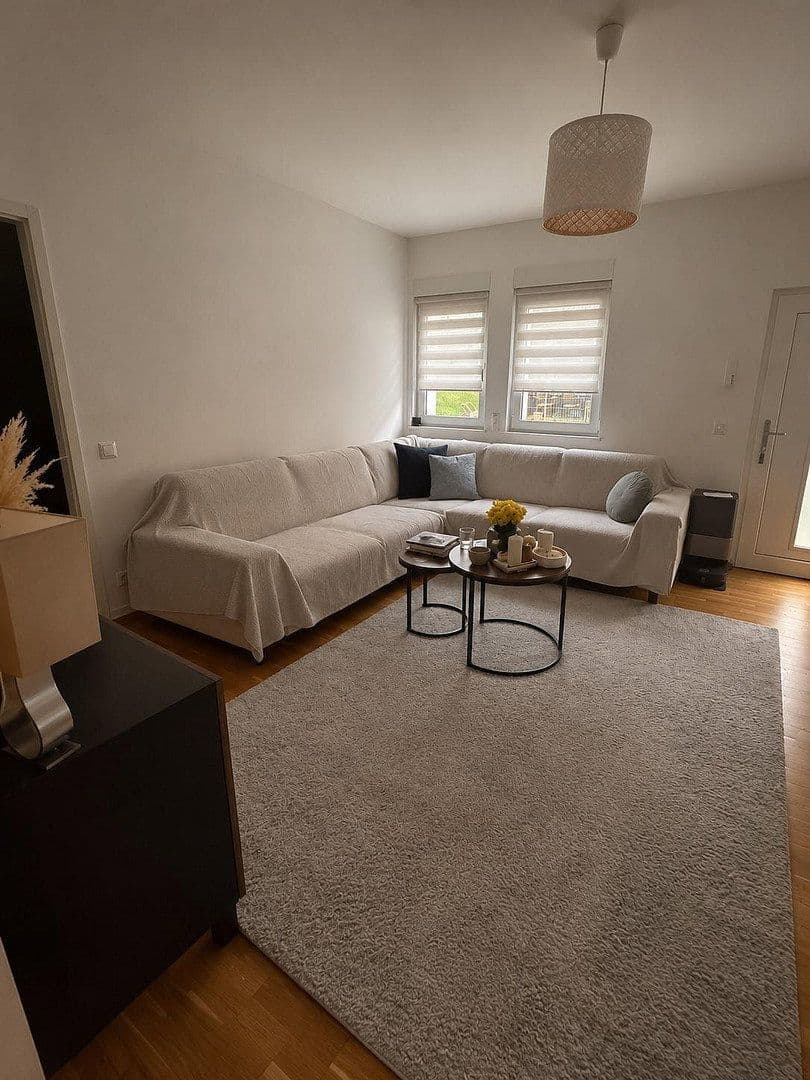 Pronájem bytu 2+1 64 m², Oberursel (Taunus), Hessen Pronájem bytu 2+1 64 m², Oberursel (Taunus), Hessen