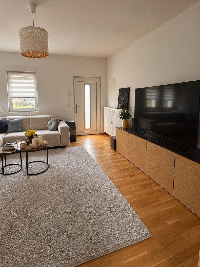 Pronájem bytu 2+1 64 m², Oberursel (Taunus), Hessen Pronájem bytu 2+1 64 m², Oberursel (Taunus), Hessen