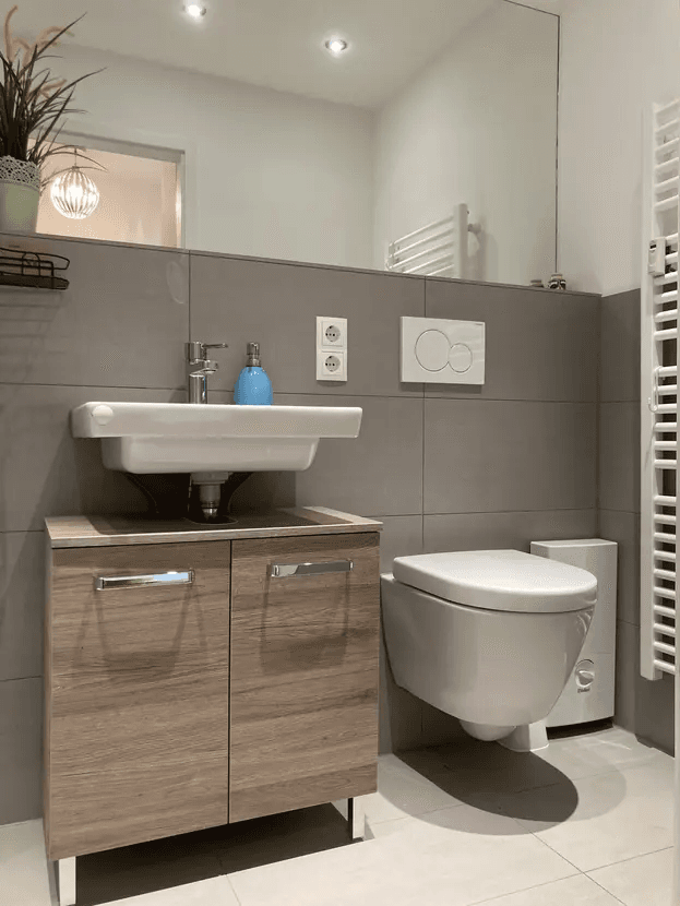 Pronájem bytu 1+1 20 m², Bonn, Severní Porýní-Vestfálsko Pronájem bytu 1+1 20 m², Bonn, Severní Porýní-Vestfálsko