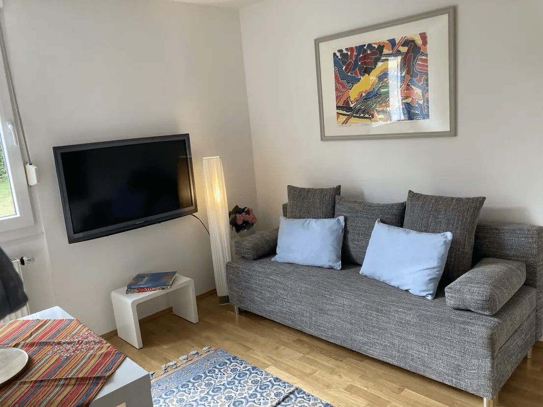 Pronájem bytu 1+1 20 m², Bonn, Severní Porýní-Vestfálsko Pronájem bytu 1+1 20 m², Bonn, Severní Porýní-Vestfálsko