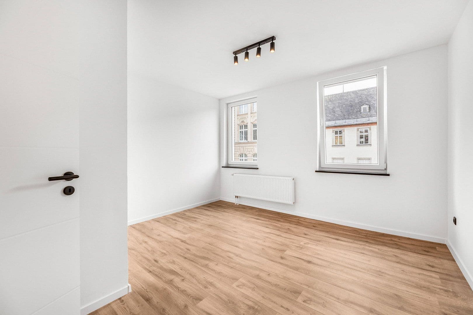 Pronájem bytu 3+1 75 m², Theaterstraße 1, Hof, Bavorsko Pronájem bytu 3+1 75 m², Theaterstraße 1, Hof, Bavorsko