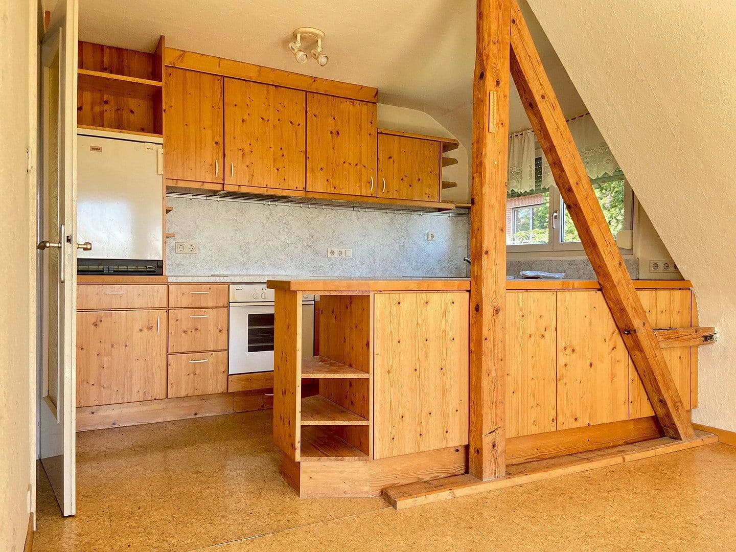 Prodej domu 170 m², pozemek 944 m², Filderstadt, Bádensko-Württembersko Prodej domu 170 m², pozemek 944 m², Filderstadt, Bádensko-Württembersko